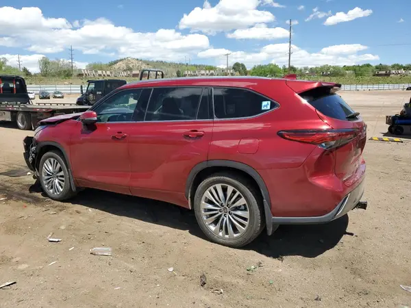 5TDKDRBH1PS041734 2023 TOYOTA HIGHLANDER - Image 2