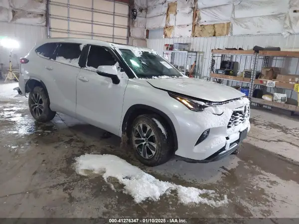 5TDKDRBH1PS046092 2023 TOYOTA HIGHLANDER - Image 1