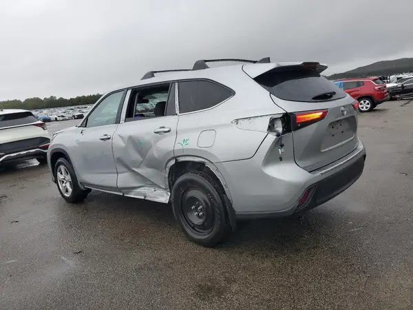 5TDKDRBH1PS046352 2023 TOYOTA HIGHLANDER - Image 2