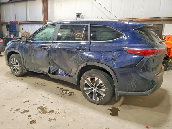 5TDKDRBH1PS046948 2023 TOYOTA HIGHLANDER - Image 2
