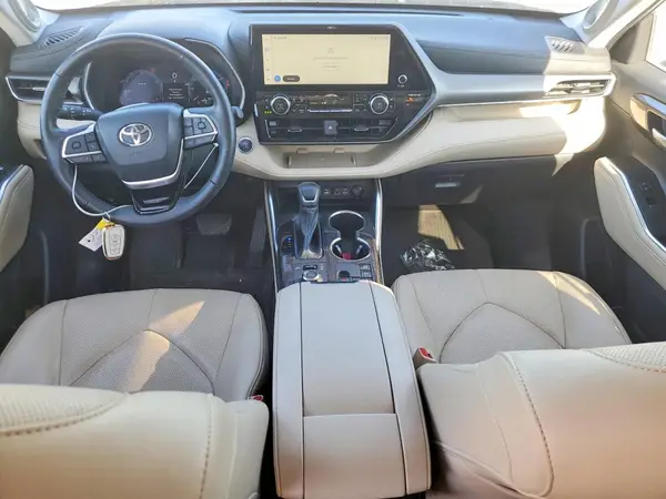 5TDKDRBH1PS046979 2023 TOYOTA HIGHLANDER - Image 8