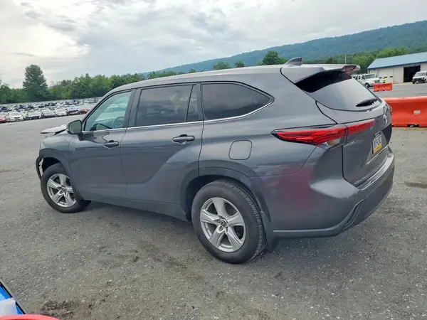 5TDKDRBH1PS519313 2023 TOYOTA HIGHLANDER - Image 2