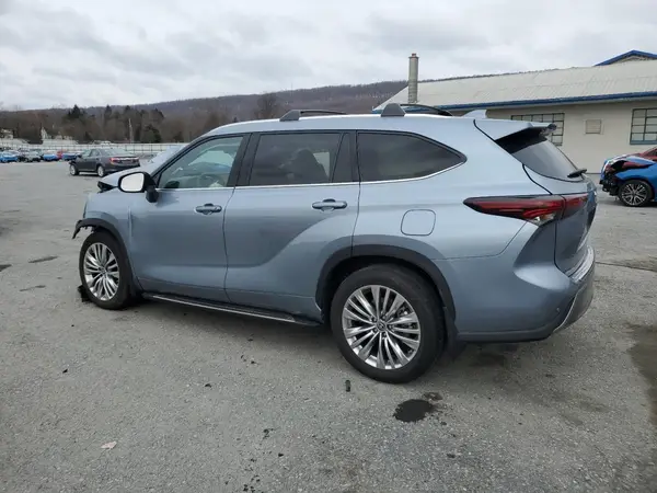 5TDKDRBH1RS531562 2024 TOYOTA HIGHLANDER - Image 2