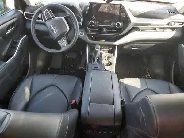 5TDKDRBH1RS533442 2024 TOYOTA HIGHLANDER - Image 8