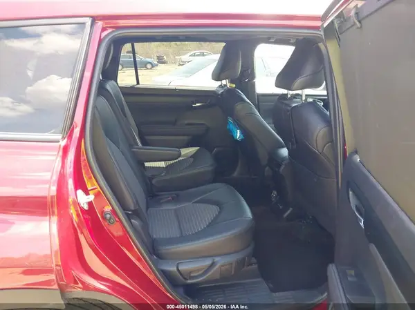 5TDKDRBH1RS565498 2024 TOYOTA HIGHLANDER - Image 8