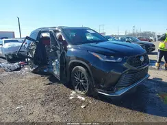 5TDKDRBH1SS582730 2025 TOYOTA HIGHLANDER