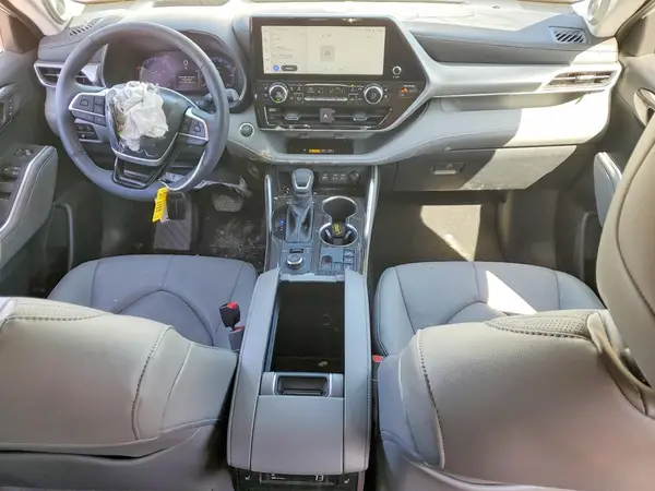 5TDKDRBH1SS592013 2025 TOYOTA HIGHLANDER - Image 8