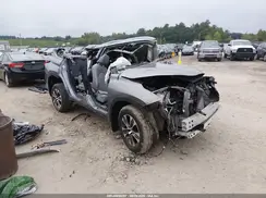 5TDKDRBH1TS599318 2026 TOYOTA HIGHLANDER