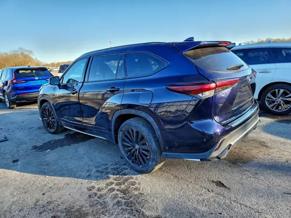 5TDKDRBH2PS002845 2023 TOYOTA HIGHLANDER - Image 2