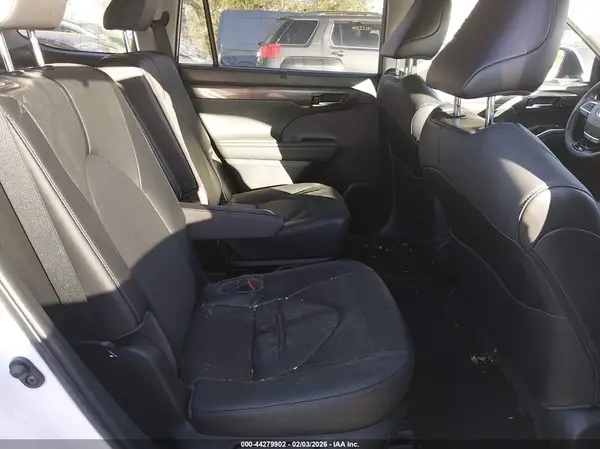 5TDKDRBH2PS003414 2023 TOYOTA HIGHLANDER - Image 8