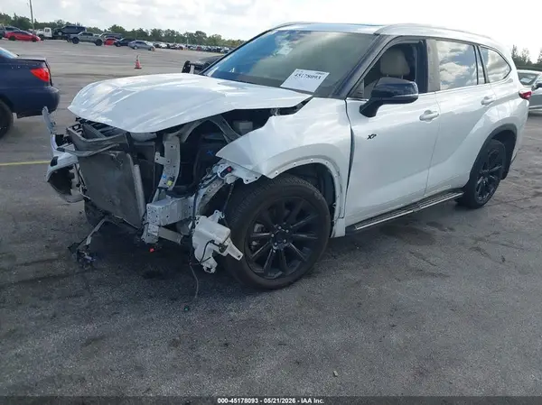 5TDKDRBH2PS005406 2023 TOYOTA HIGHLANDER - Image 2