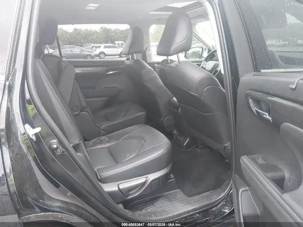 5TDKDRBH2PS008371 2023 TOYOTA HIGHLANDER - Image 8
