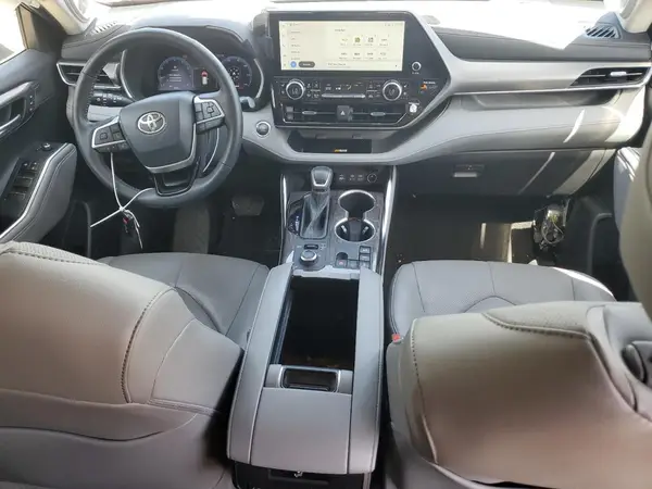 5TDKDRBH2PS010122 2023 TOYOTA HIGHLANDER - Image 8