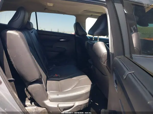 5TDKDRBH2PS017362 2023 TOYOTA HIGHLANDER - Image 8