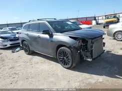 5TDKDRBH2PS018687 2023 TOYOTA HIGHLANDER