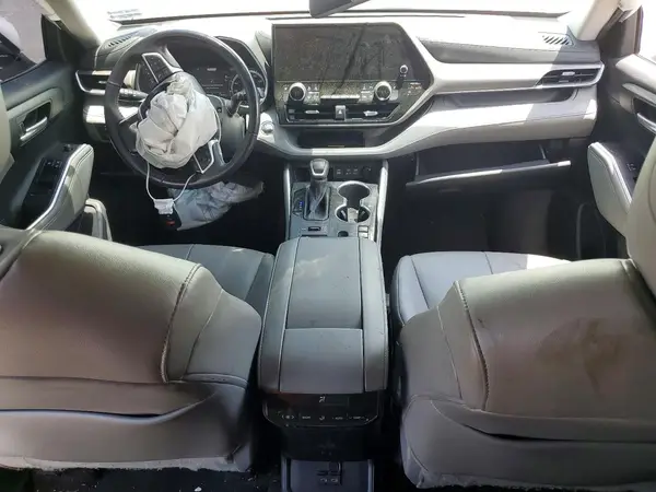 5TDKDRBH2PS026319 2023 TOYOTA HIGHLANDER - Image 8