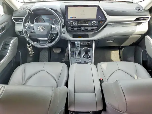 5TDKDRBH2PS031116 2023 TOYOTA HIGHLANDER - Image 8