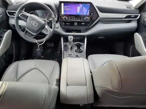 5TDKDRBH2PS033092 2023 TOYOTA HIGHLANDER - Image 8