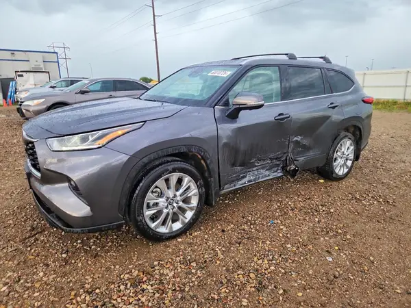 5TDKDRBH2PS035120 2023 TOYOTA HIGHLANDER - Image 1