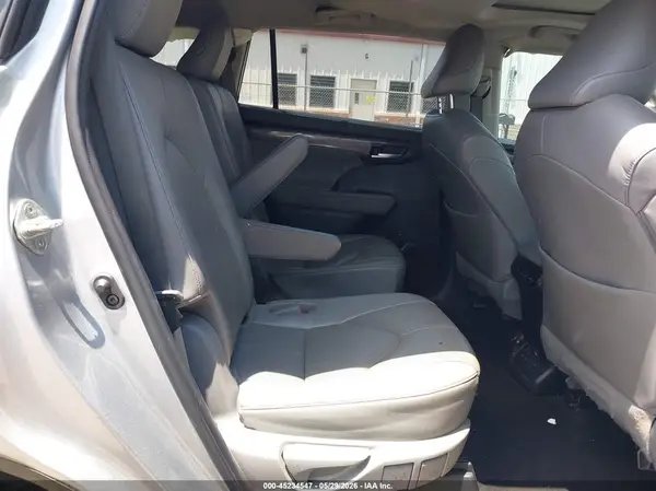 5TDKDRBH2PS035635 2023 TOYOTA HIGHLANDER - Image 8