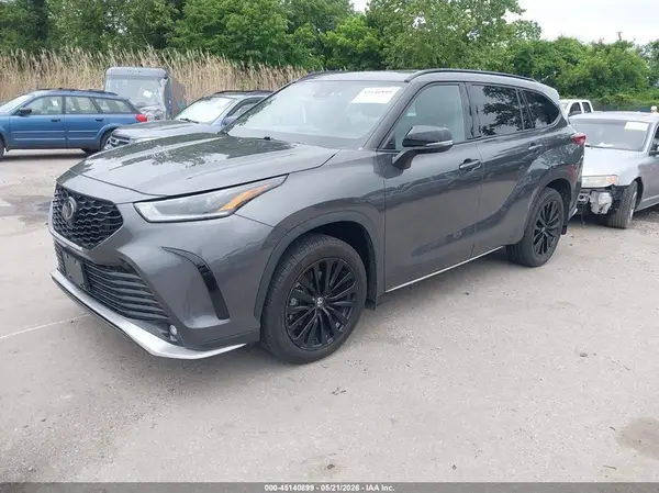 5TDKDRBH2PS507641 2023 TOYOTA HIGHLANDER - Image 2