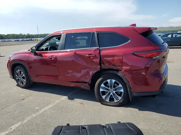 5TDKDRBH2PS509311 2023 TOYOTA HIGHLANDER - Image 2