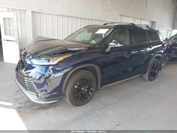 5TDKDRBH2PS511964 2023 TOYOTA HIGHLANDER - Image 2