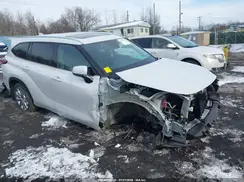 5TDKDRBH2PS515755 2023 TOYOTA HIGHLANDER