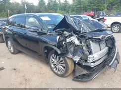 5TDKDRBH2PS517473 2023 TOYOTA HIGHLANDER