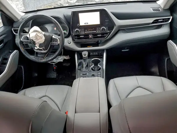 5TDKDRBH2PS518090 2023 TOYOTA HIGHLANDER - Image 8