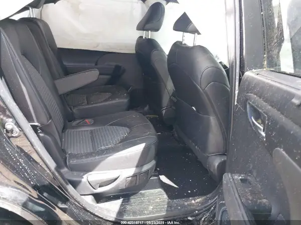 5TDKDRBH2PS523855 2023 TOYOTA HIGHLANDER - Image 8