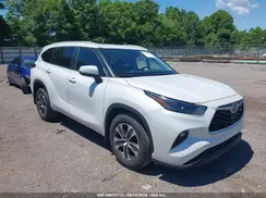 5TDKDRBH2PS524729 2023 TOYOTA HIGHLANDER