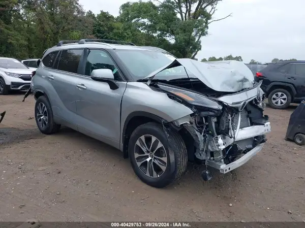 5TDKDRBH2PS524939 2023 TOYOTA HIGHLANDER - Image 1