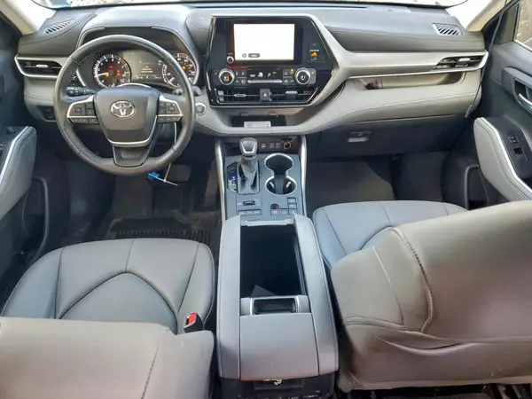 5TDKDRBH2PS527663 2023 TOYOTA HIGHLANDER - Image 8