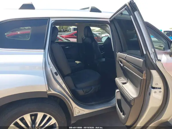 5TDKDRBH2RS048713 2024 TOYOTA HIGHLANDER - Image 8
