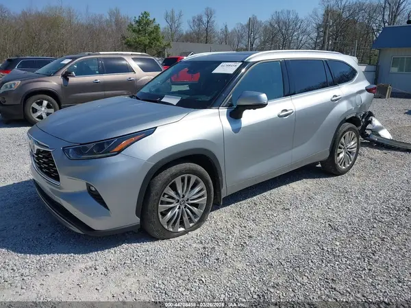 5TDKDRBH2RS532025 2024 TOYOTA HIGHLANDER - Image 2