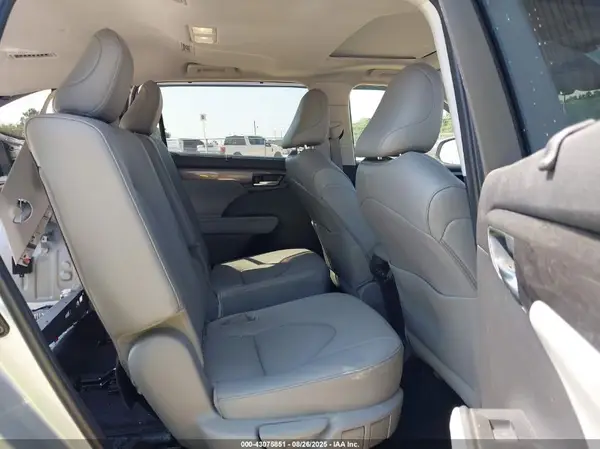 5TDKDRBH2RS541503 2024 TOYOTA HIGHLANDER - Image 8
