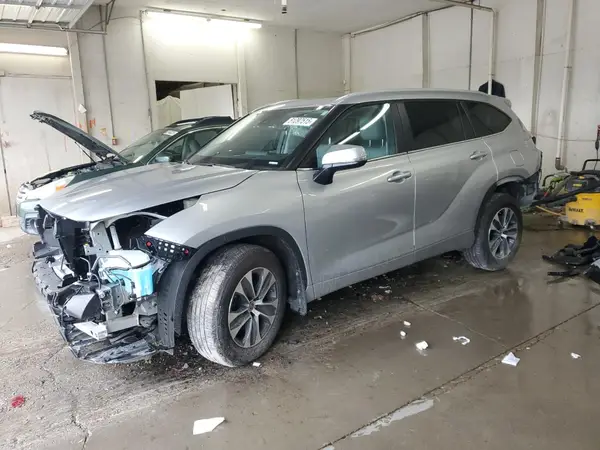 5TDKDRBH2RS547608 2024 TOYOTA HIGHLANDER - Image 1