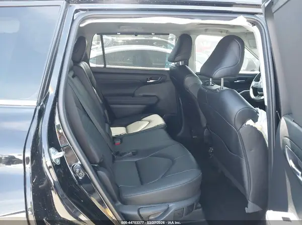 5TDKDRBH2RS560830 2024 TOYOTA HIGHLANDER - Image 8