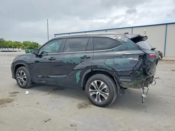 5TDKDRBH2RS570161 2024 TOYOTA HIGHLANDER - Image 2
