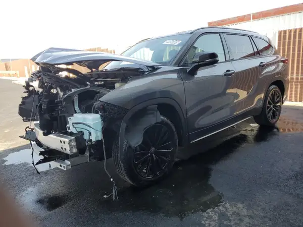5TDKDRBH2SS576631 2025 TOYOTA HIGHLANDER - Image 1