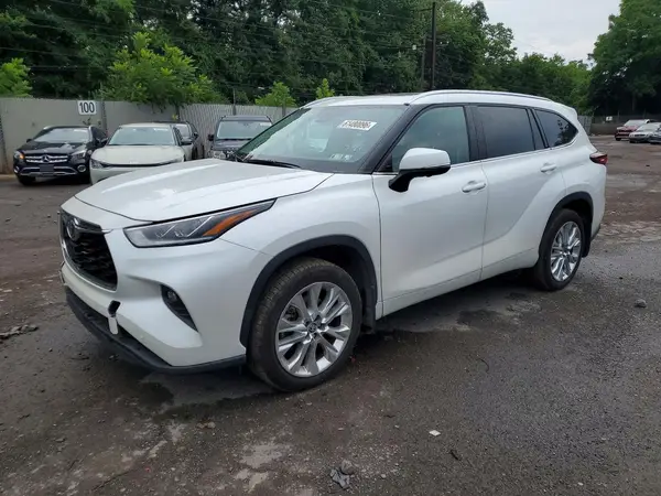 5TDKDRBH2TS597187 2026 TOYOTA HIGHLANDER - Image 1