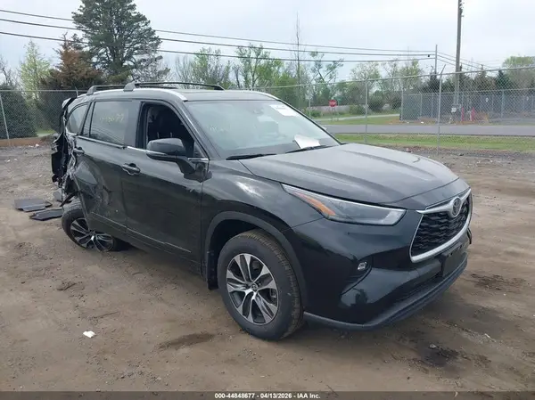 5TDKDRBH2TS602209 2026 TOYOTA HIGHLANDER - Image 1