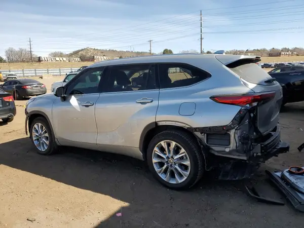 5TDKDRBH3PS006208 2023 TOYOTA HIGHLANDER - Image 2