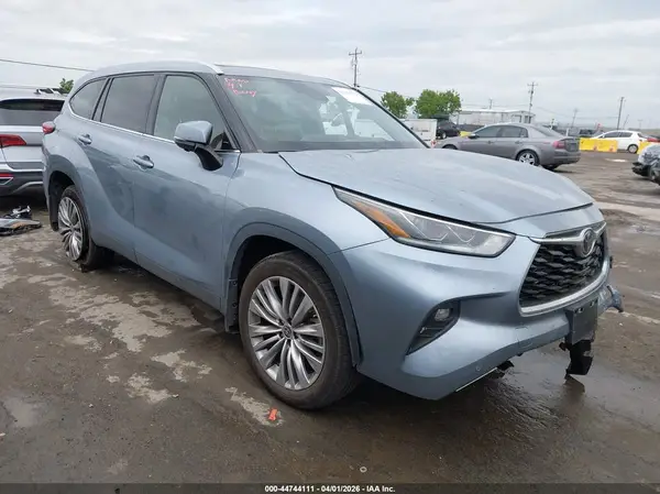 5TDKDRBH3PS013420 2023 TOYOTA HIGHLANDER - Image 1