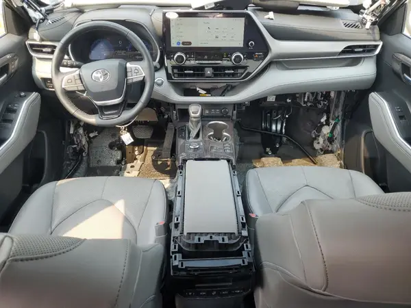 5TDKDRBH3PS022764 2023 TOYOTA HIGHLANDER - Image 8