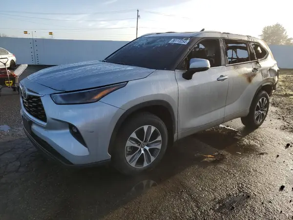 5TDKDRBH3PS032498 2023 TOYOTA HIGHLANDER - Image 1