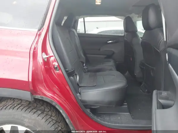 5TDKDRBH3PS037474 2023 TOYOTA HIGHLANDER - Image 8
