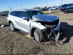 5TDKDRBH3PS041010 2023 TOYOTA HIGHLANDER