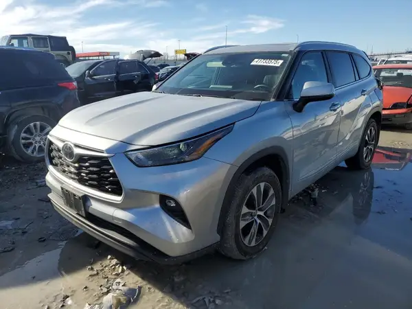 5TDKDRBH3PS041041 2023 TOYOTA HIGHLANDER - Image 1